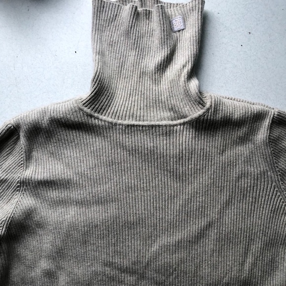 Vintage Ralph Lauren ribbed turtleneck sweater - Picture 3 of 5